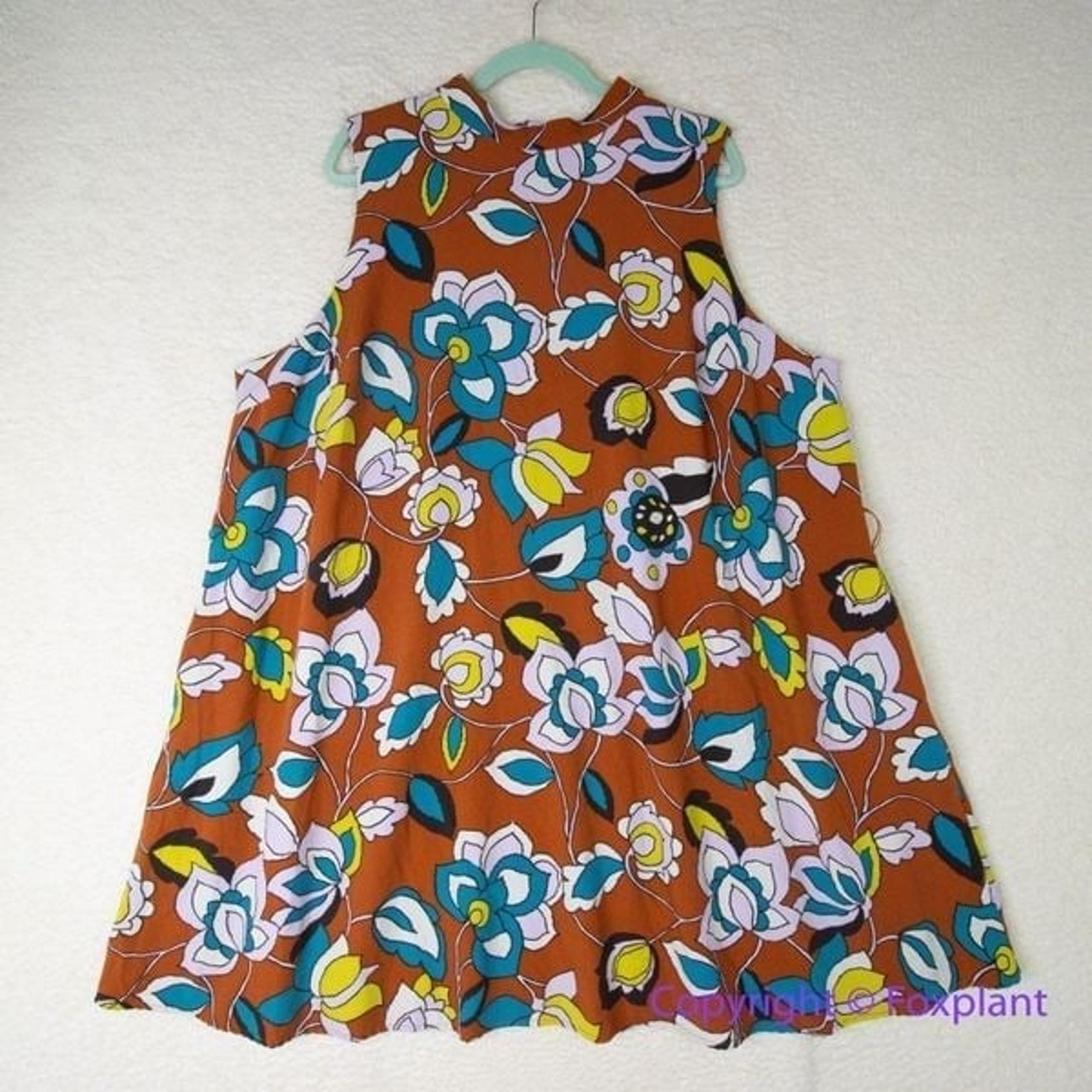 ModCloth In with Excitement Retro Floral Mock Neck Sleeveless Dress, 3X