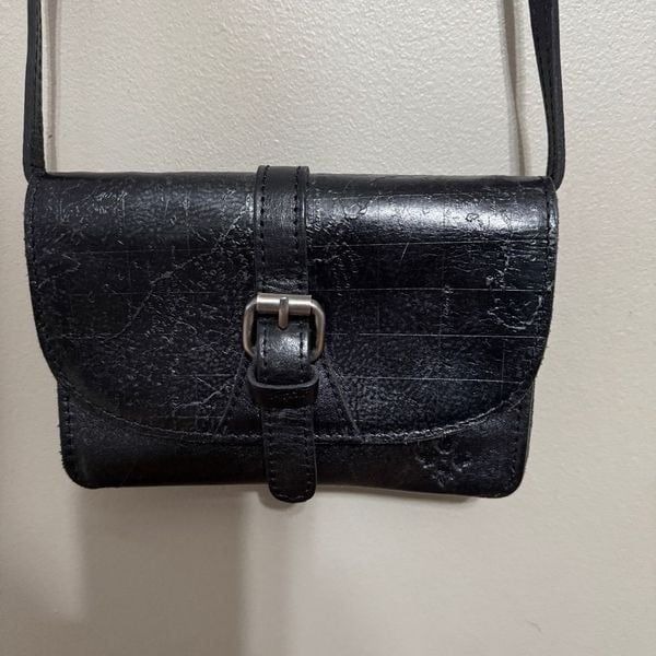 Patricia Nash black textured crossbody bag