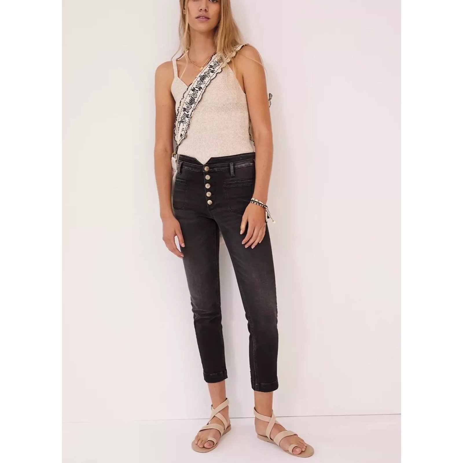 Pilcro High-Rise Slim Jeans Button Fly Ankle Black Wash Size 27