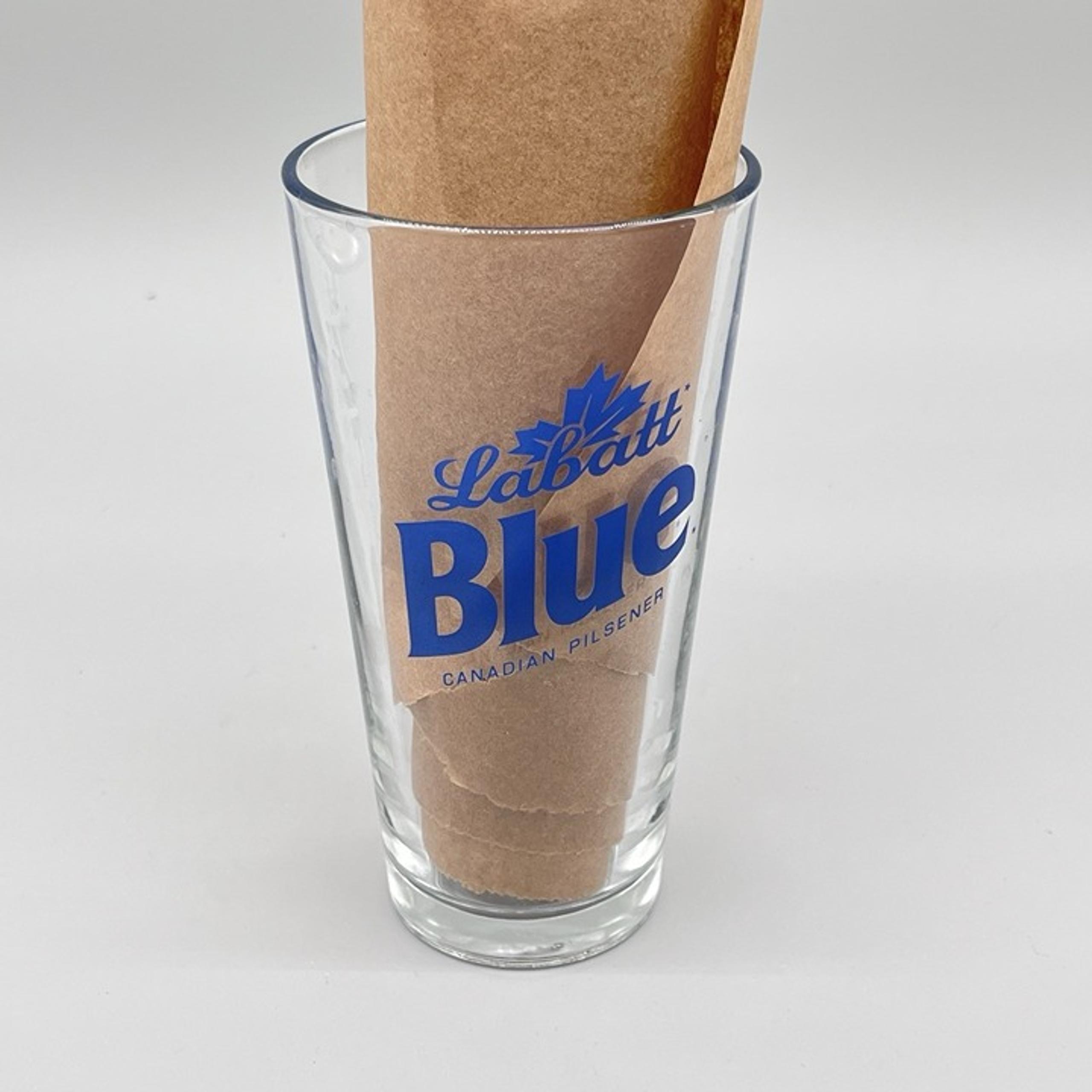 LaBatt Blue LaBatt Blue Light Canadian Pilsener 20 Oz. Beer Glass