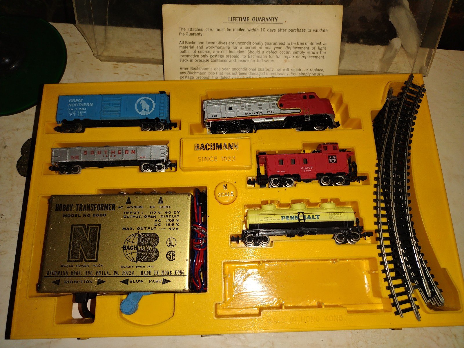 Vtg Buchmann F-9 Diesel 4 car electric train set w/power pack