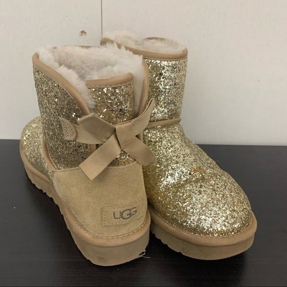 gold uggs