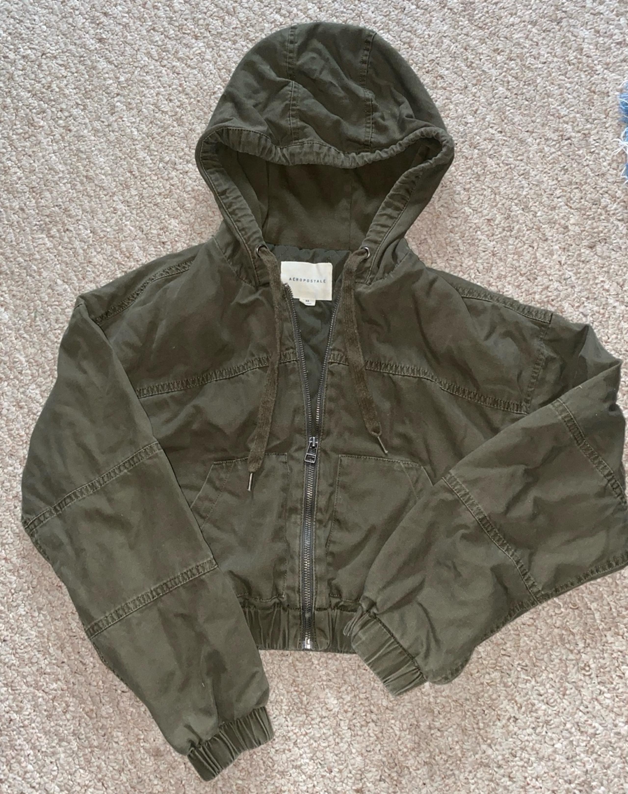 Womens croppped jacket
