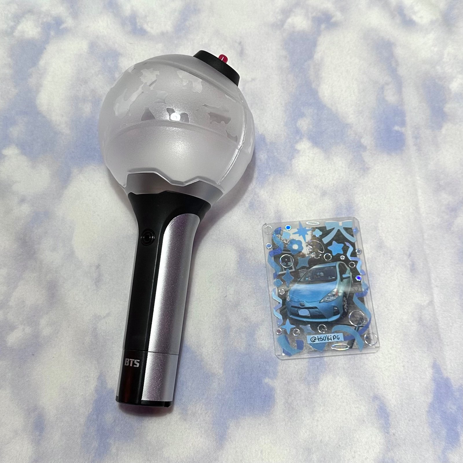 bts lightstick army bomb ver 2bts lightstick army bomb ver 2 (read description!)