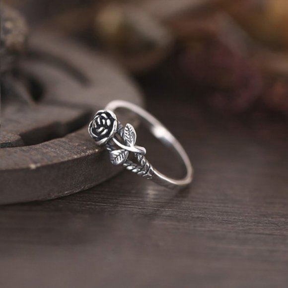 Stamped 925 Silver/18K Rose Leaf Ring