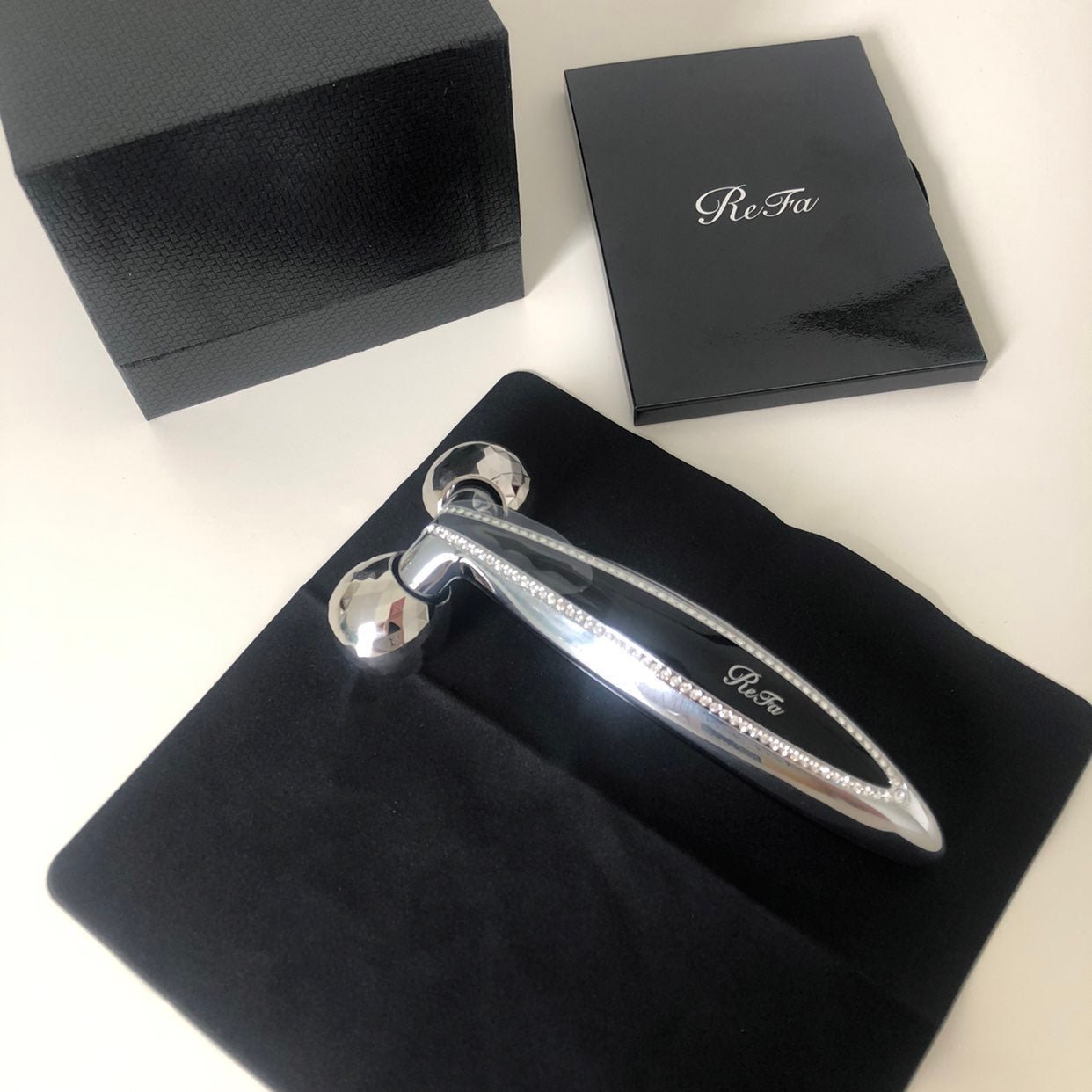 Refa Carat face roller Swarovski Crystal Edition