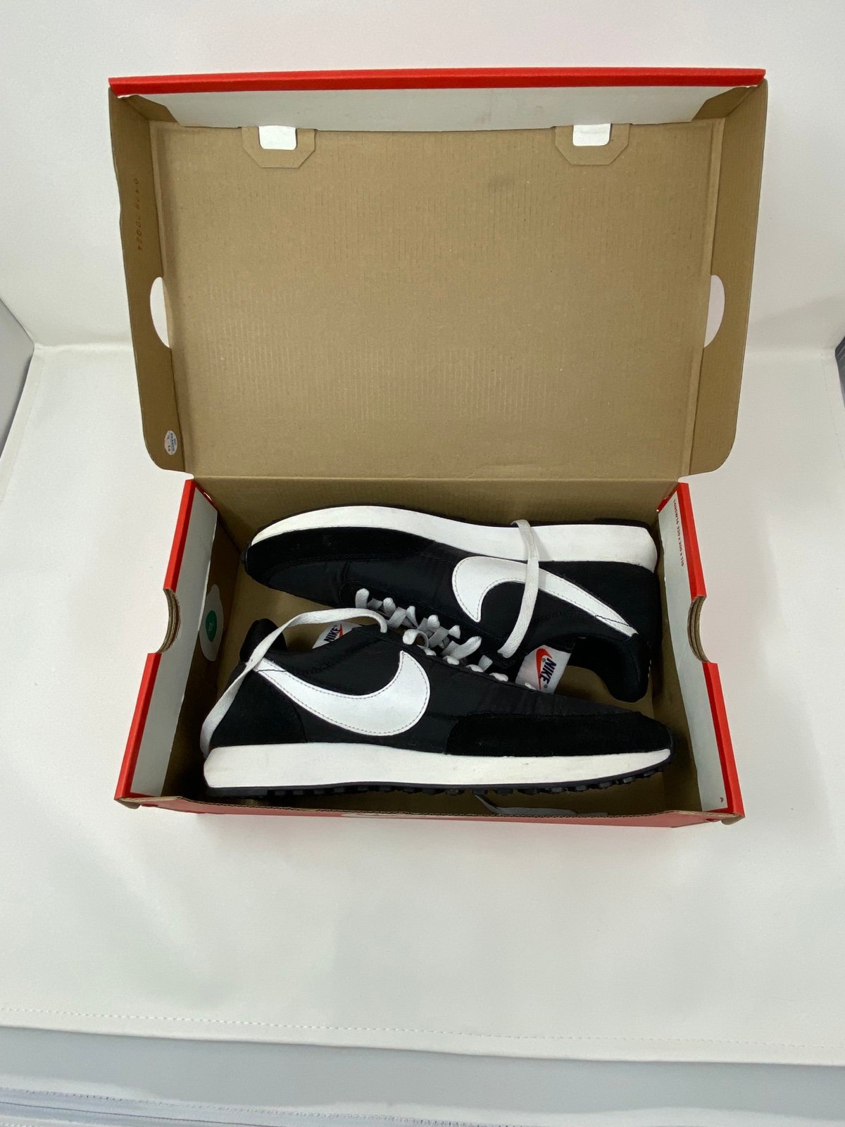 Nike tailwind 79 Black/White/Orange