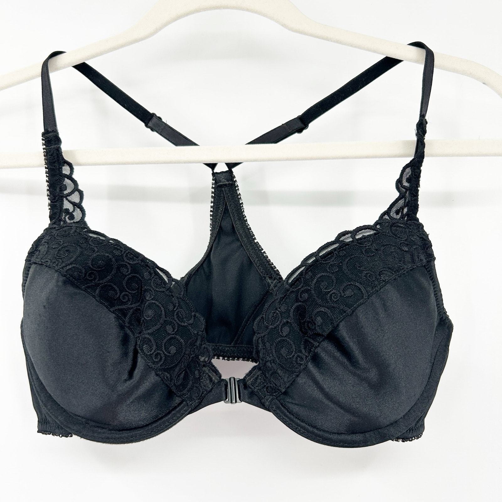 Victorias Secret VS Vintage Lingerie Satin Lace Underwire Racerback Bra Size 34B