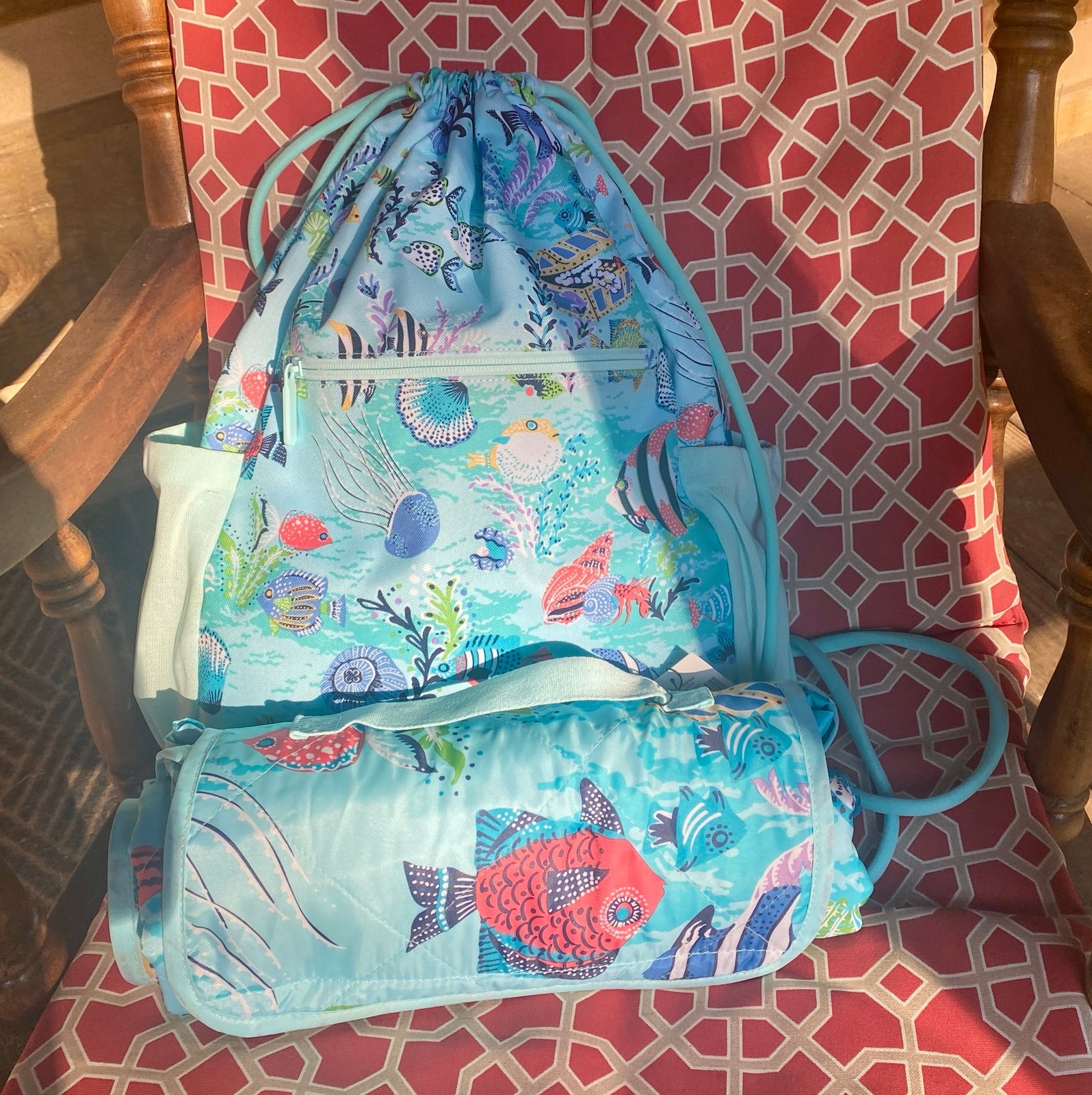 Vera Bradley ReActive Deluxe Drawstring Bag in Paisley Wave Fish And Beach Throw