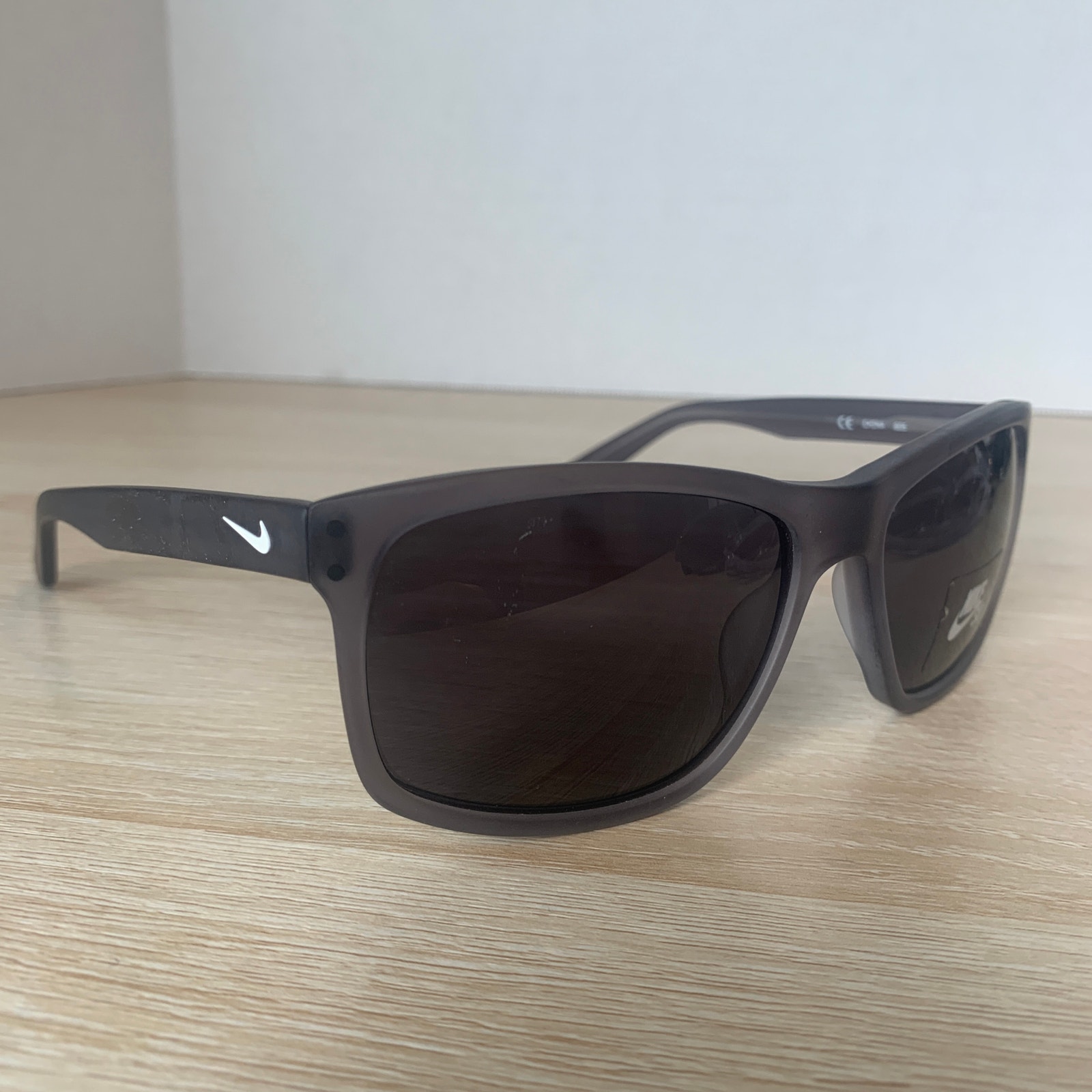 Nike SB Flow Sunglasses EV1023 061 Black/Gray Frame NWOT