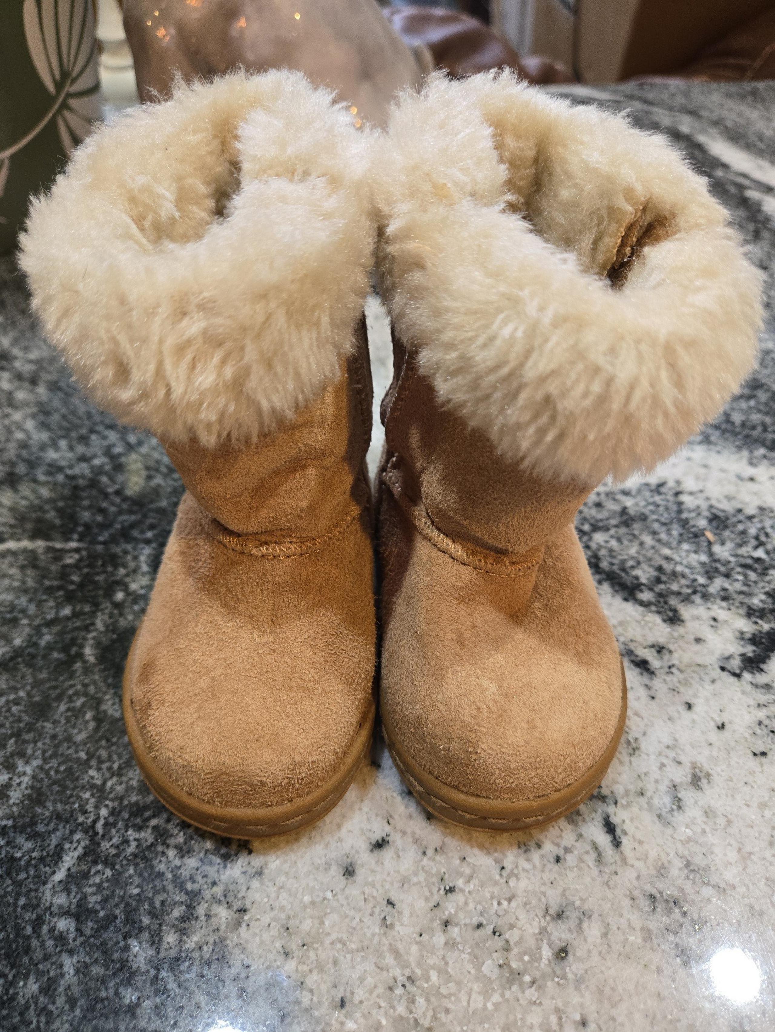 BOOTS Toddler size 2