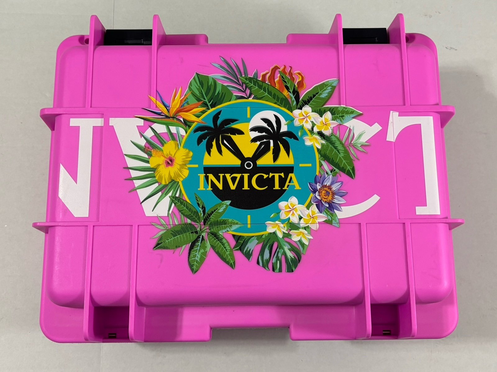 Invicta Pink 8 Slot Dive Case