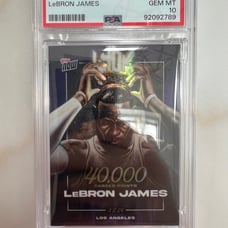 LeBron James 40k GEM 10 Topps Now