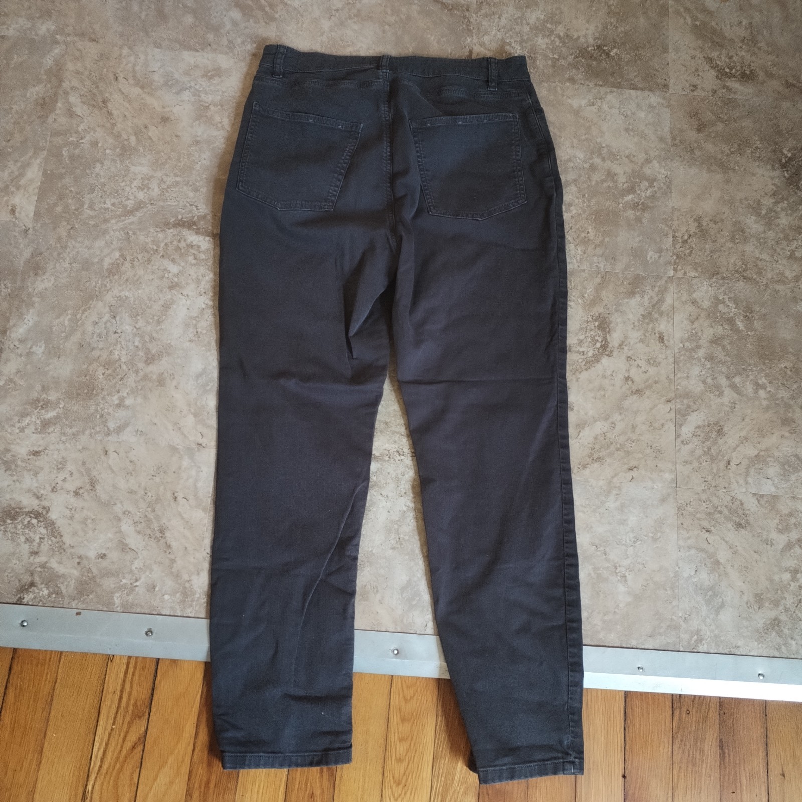Women’s Charcoal Black Eileen Fisher Size 12 Jeans, In EUC