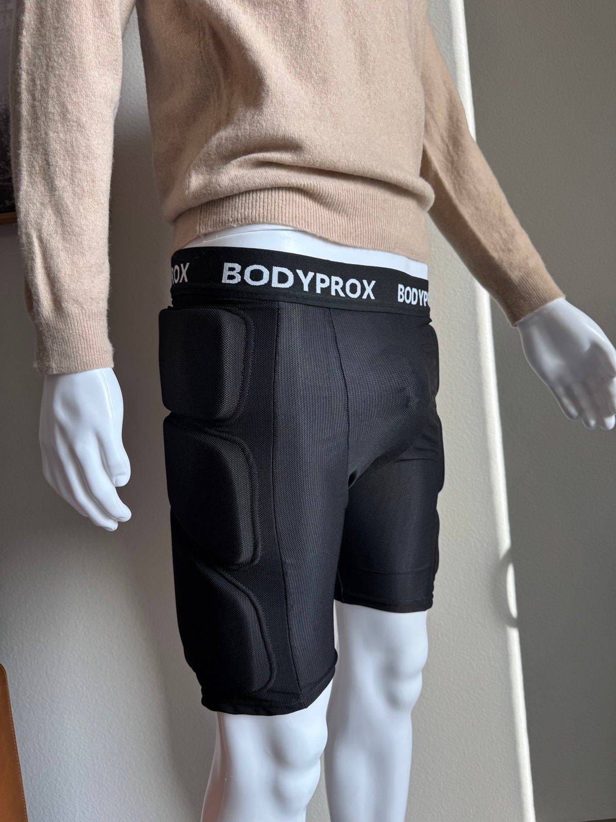 Bodyprox Black Padded Shorts Like new Size Large