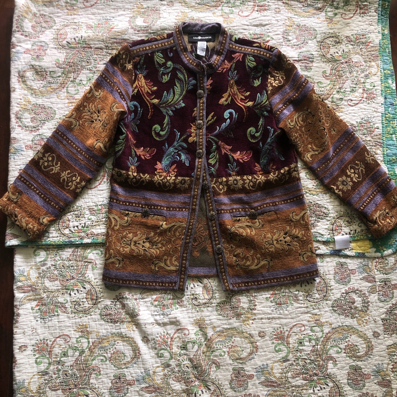 Sag harbor vintage floral paisley tapestry jacket w/velvet accents jacket