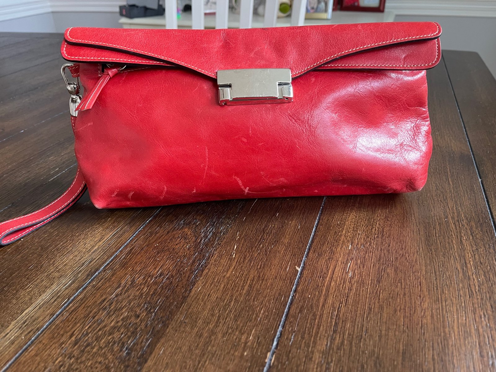 Almas Italian leather clutch