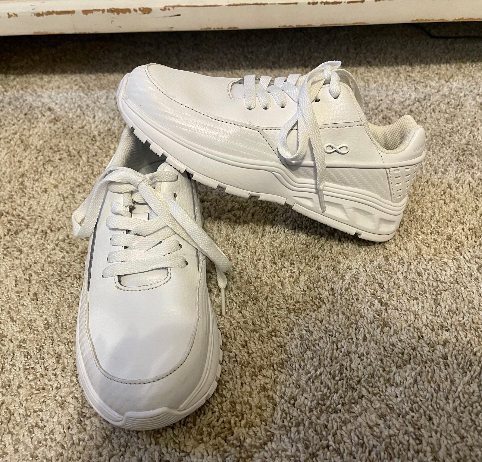 Infinity nursing shoes