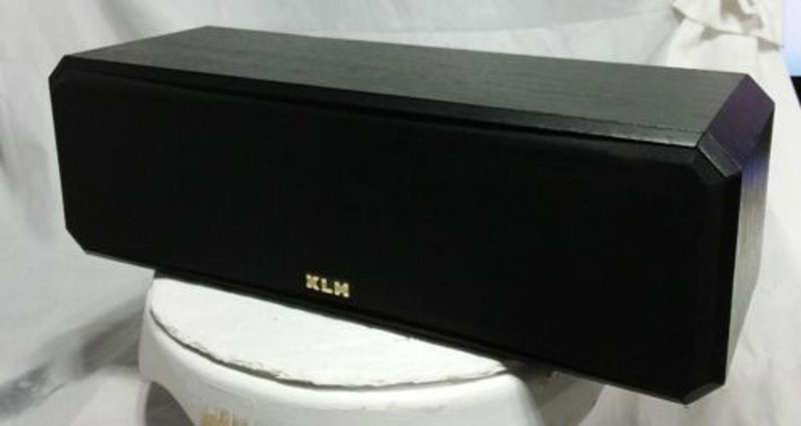 KLH AUDIO SYSTEM CENTER CHANNEL SPEAKER MODEL 4545 17\