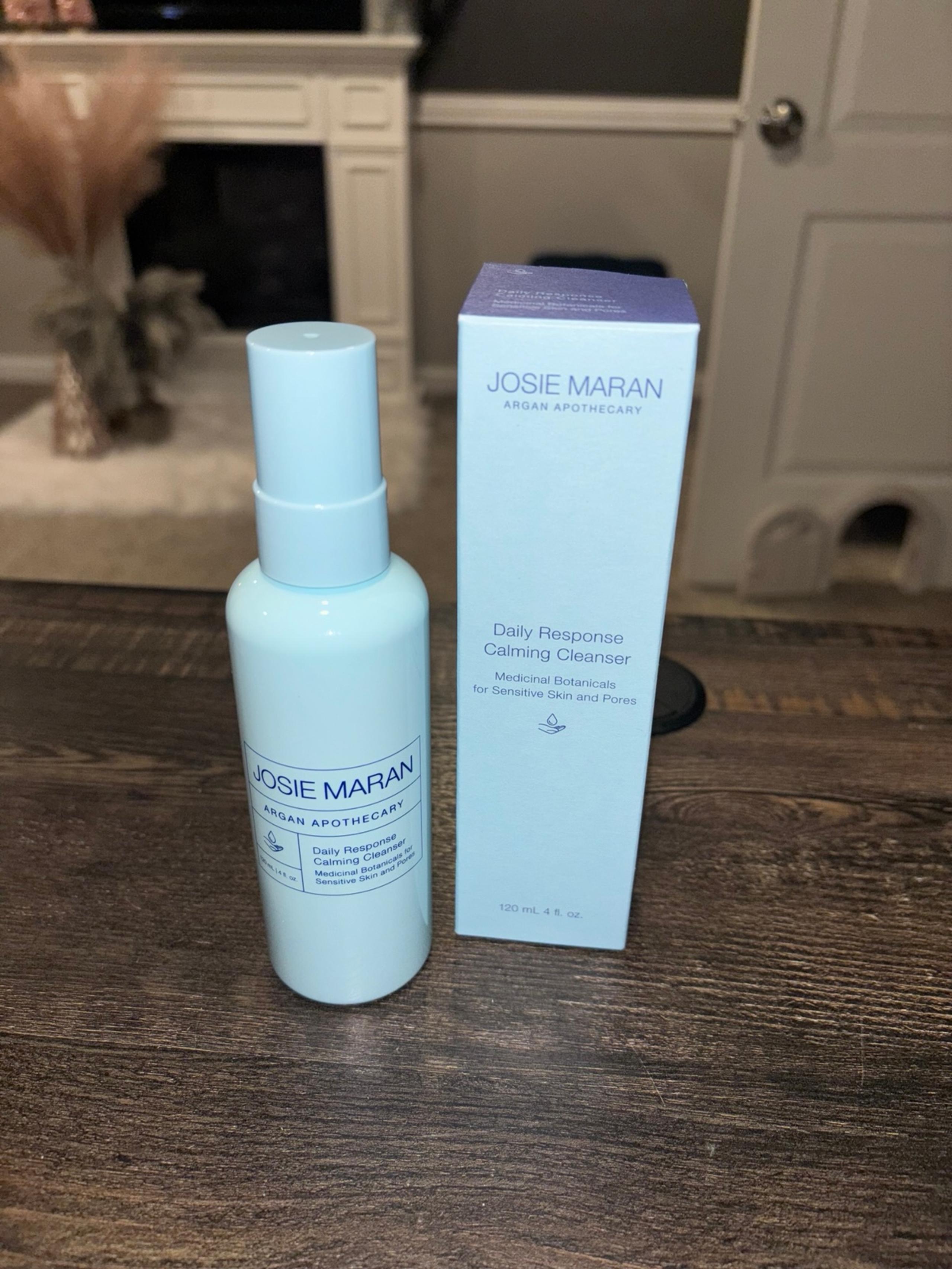Josie Maran Argan Apothecary Daily Response Calming Cleanser - 4 Oz - Full Size.