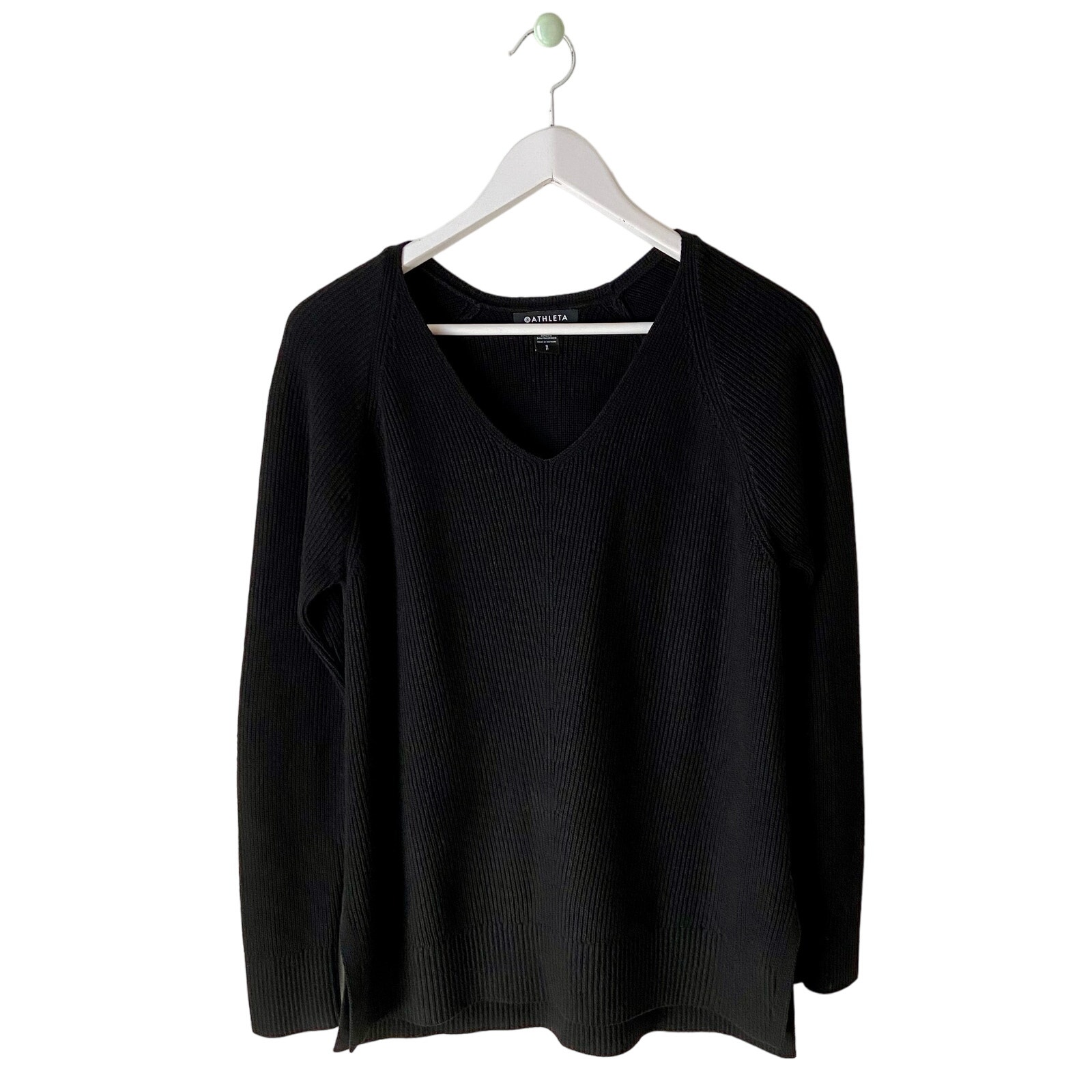 Athleta Black V-Neck Sweater Size Small