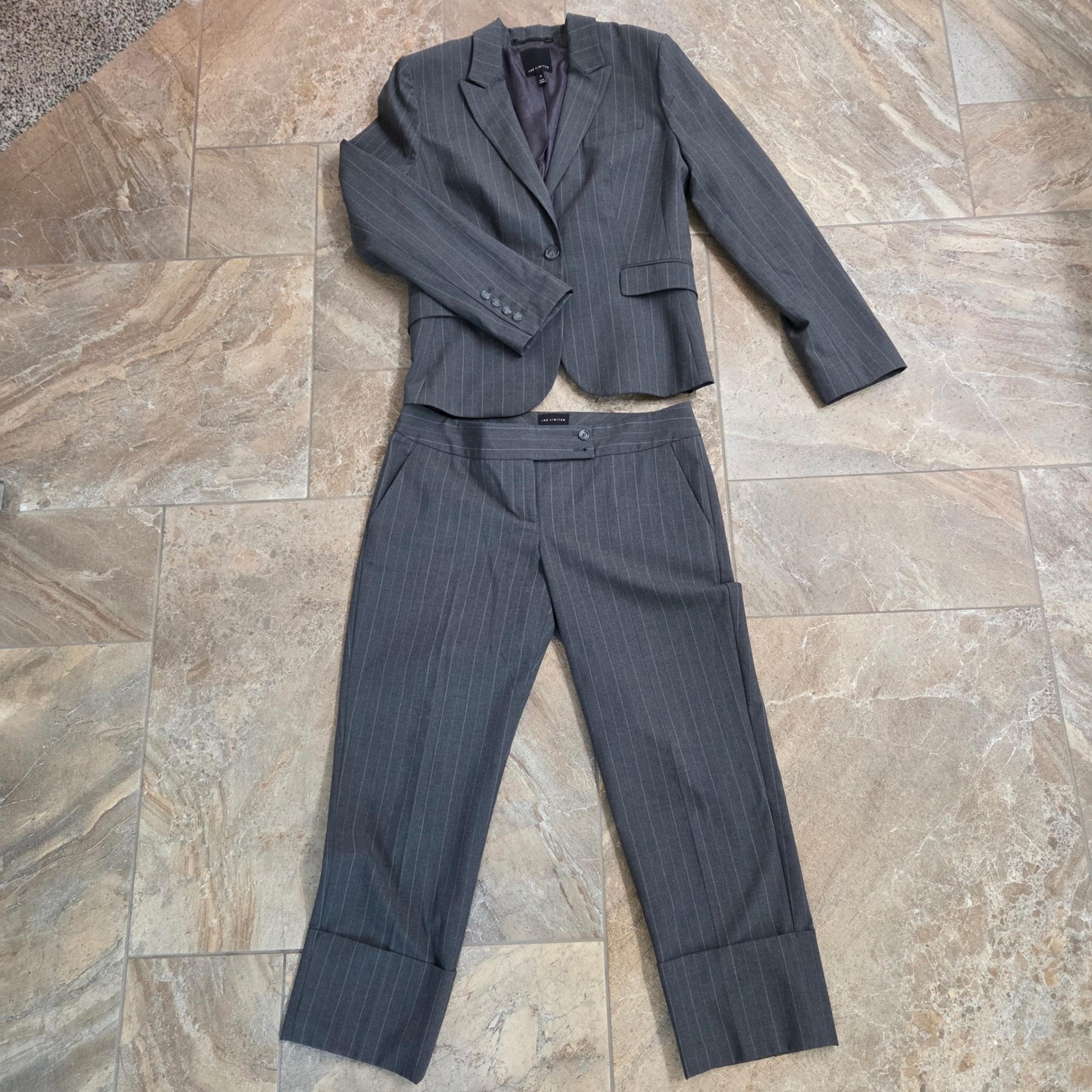 The Limited Pinstripe Suit Set Blazer & Cropped Pants Gray Size 12 pants 10