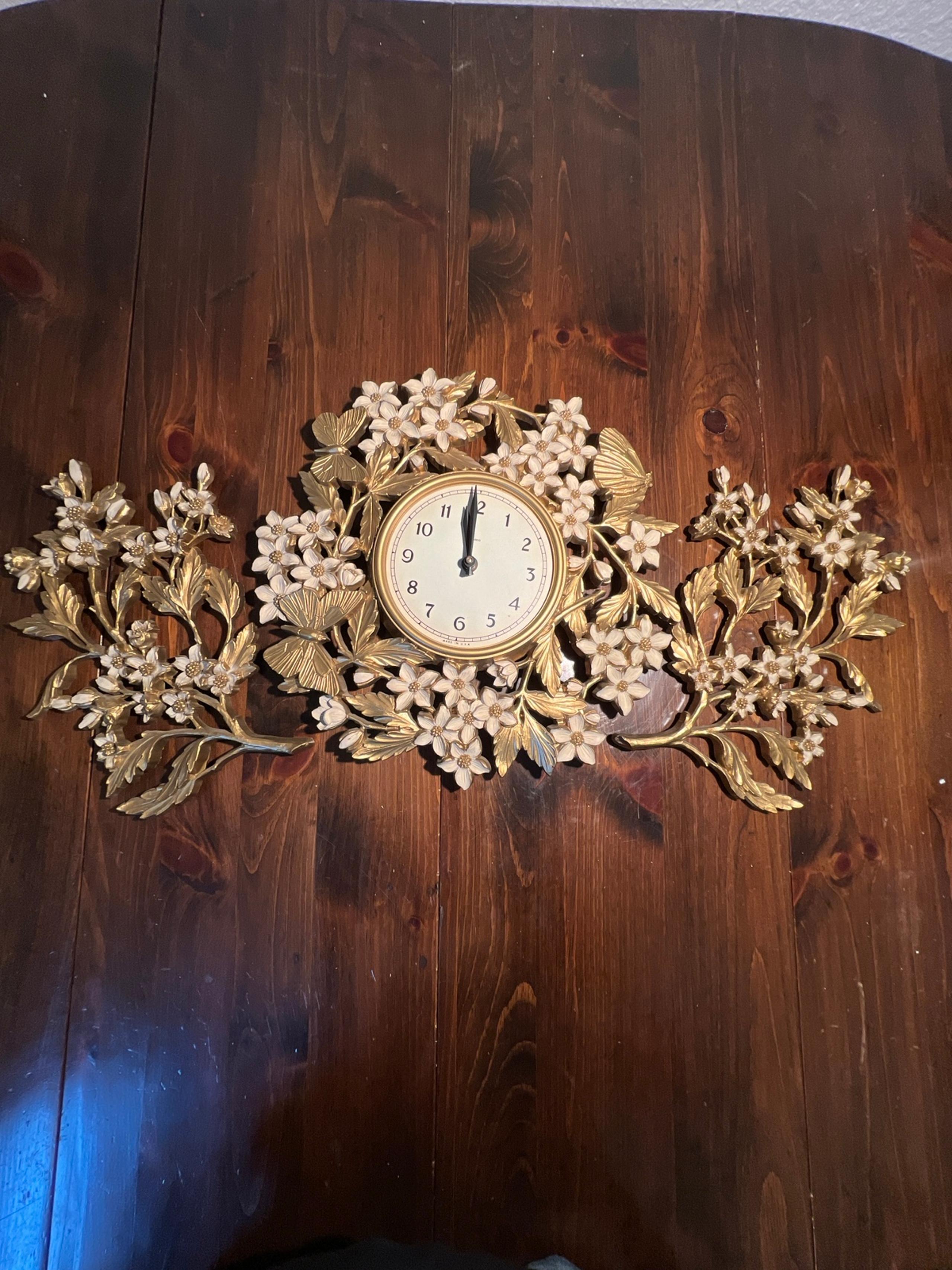 SYROCO WALL CLOCK – QUARTZ, GOLD WITH DOGWOOD FLOWERS & BUTTERFLIES w/ 2 Leafs