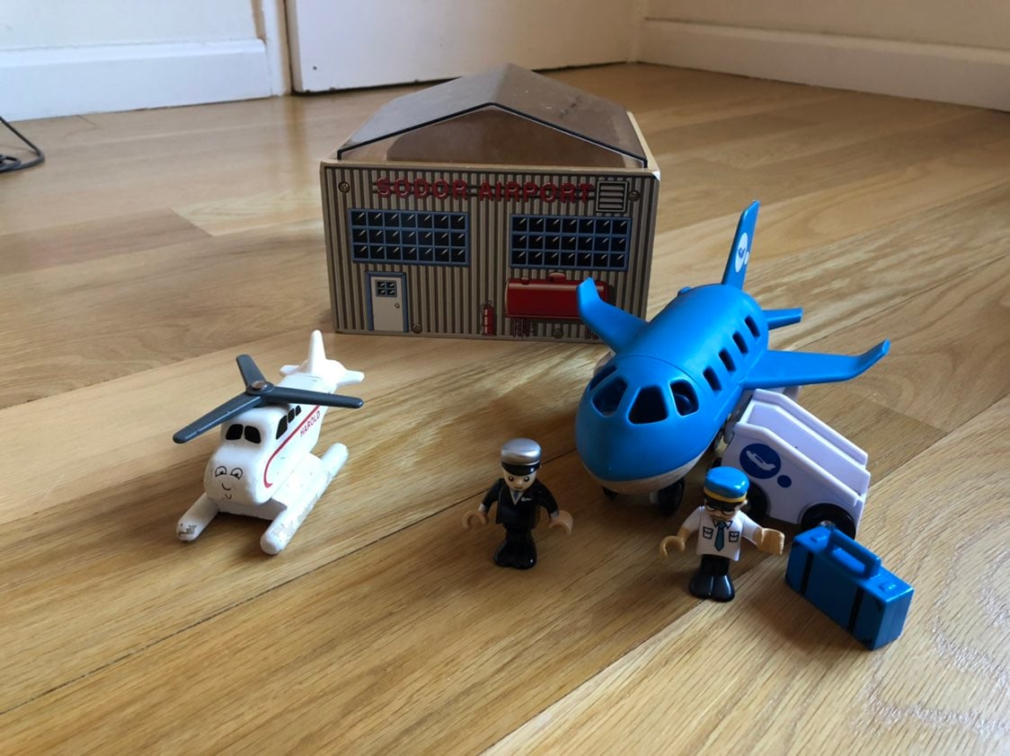 Thomas Wooden Railway Train - Sodor Airport Hangar with Harold and Blue Brio Jet