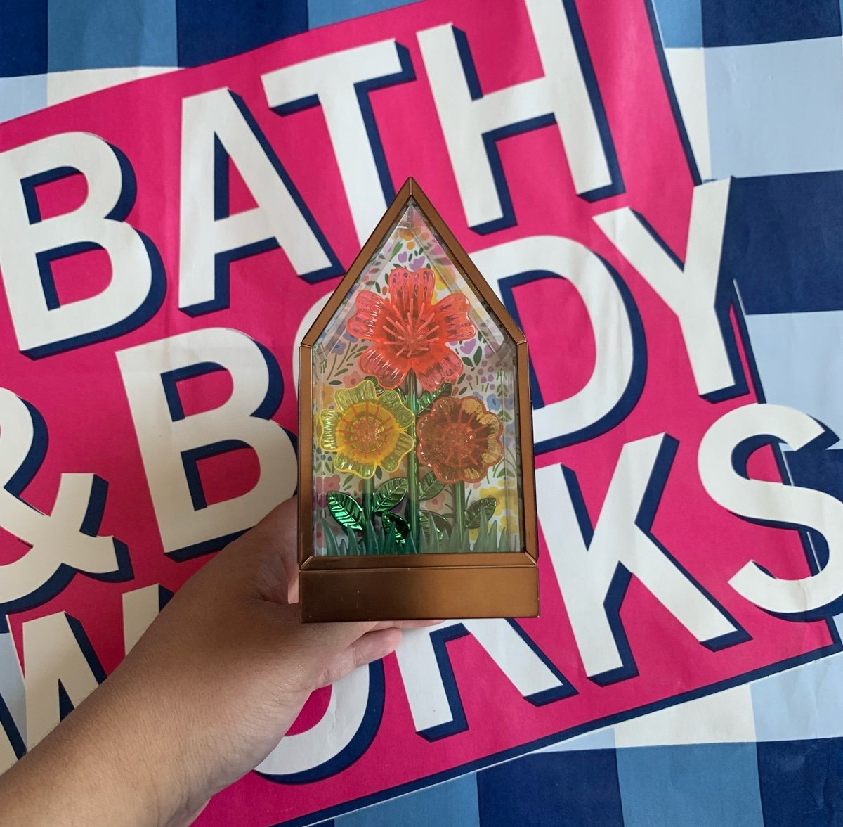 NWT Bath & Body Works Floral House Nightlight Wallflowers Fragrance Plug