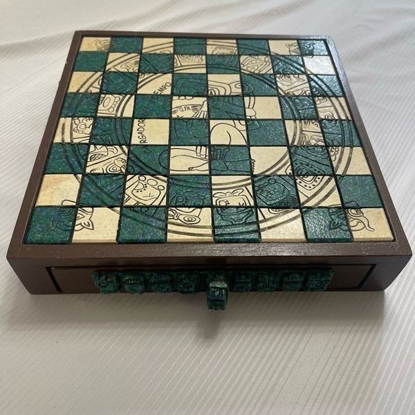 Aztec Mayan Calendar Malachite/Wood Green Chess Set VTG Read Description