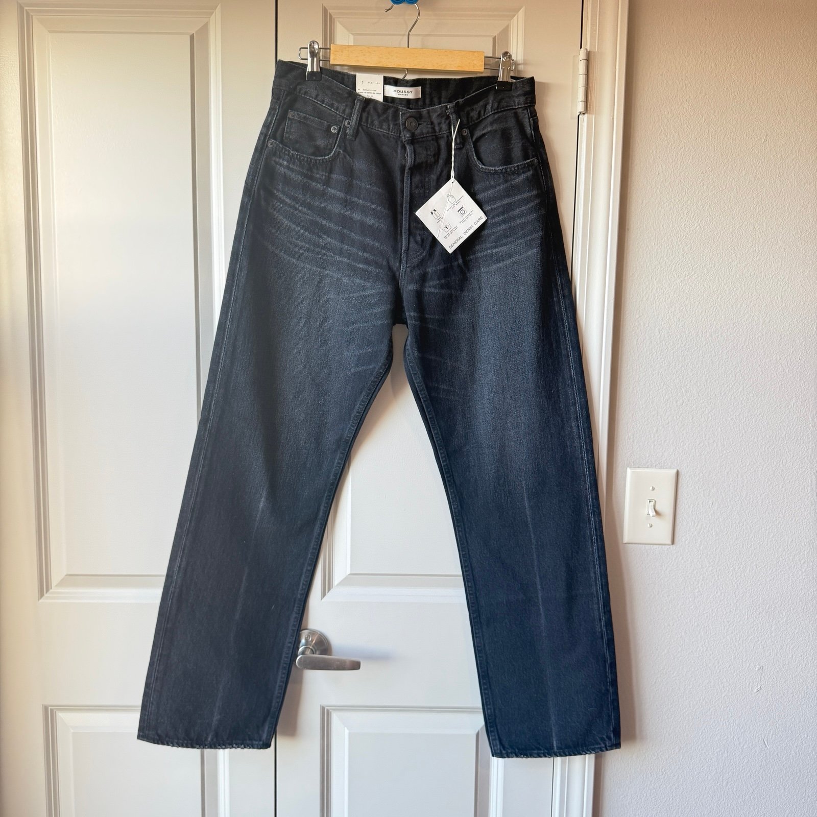 MOUSSY vintage Murrieta Wide Straight Leg size 27