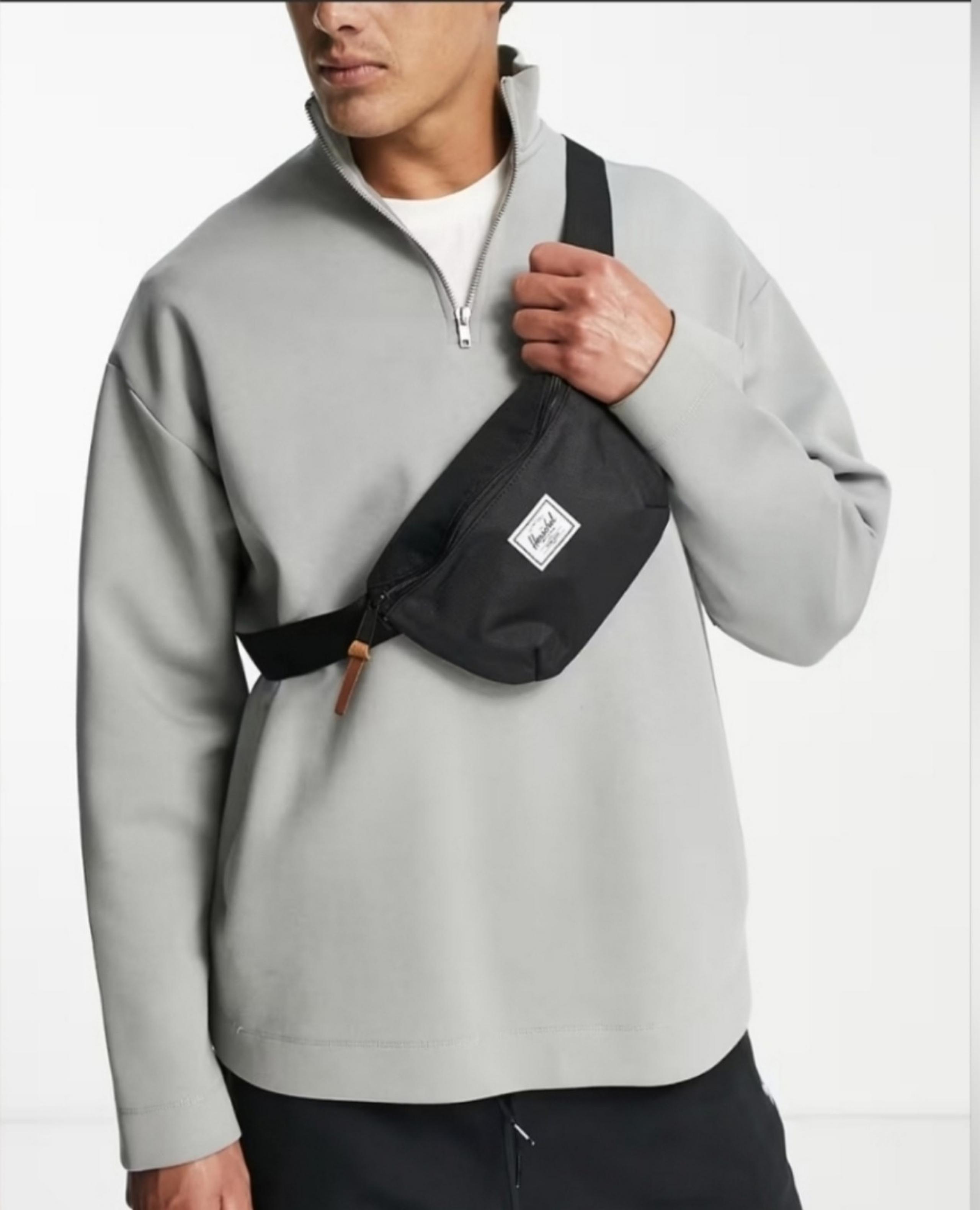 Herschel Supply Co Cross Body Bag