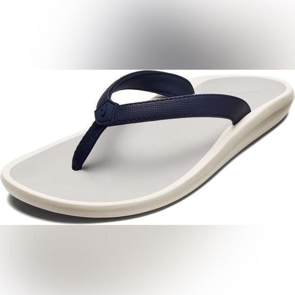 NWT-OLUKAI-Pi'oe Women's Beach Sandals,Water-Resistant-Navy blue and Grey-Size 7