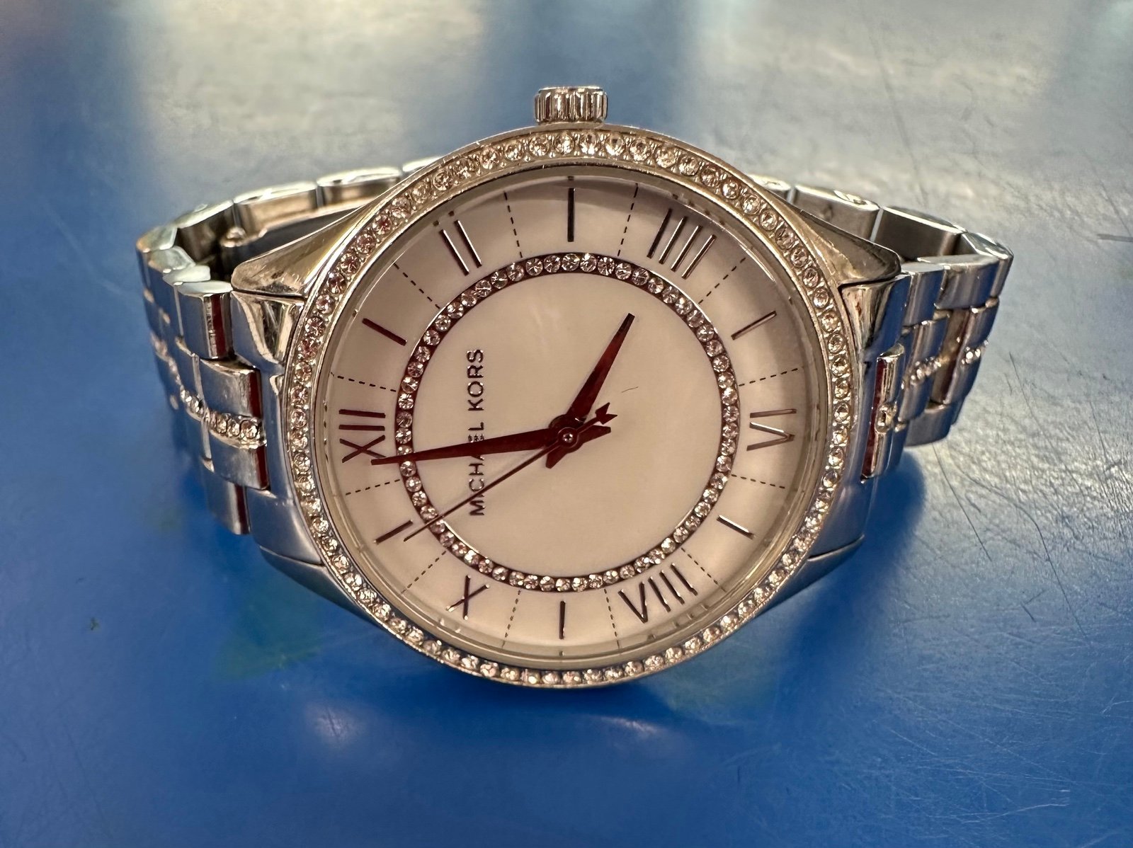 Michael Kors Wrist Watch-Model MK-3900