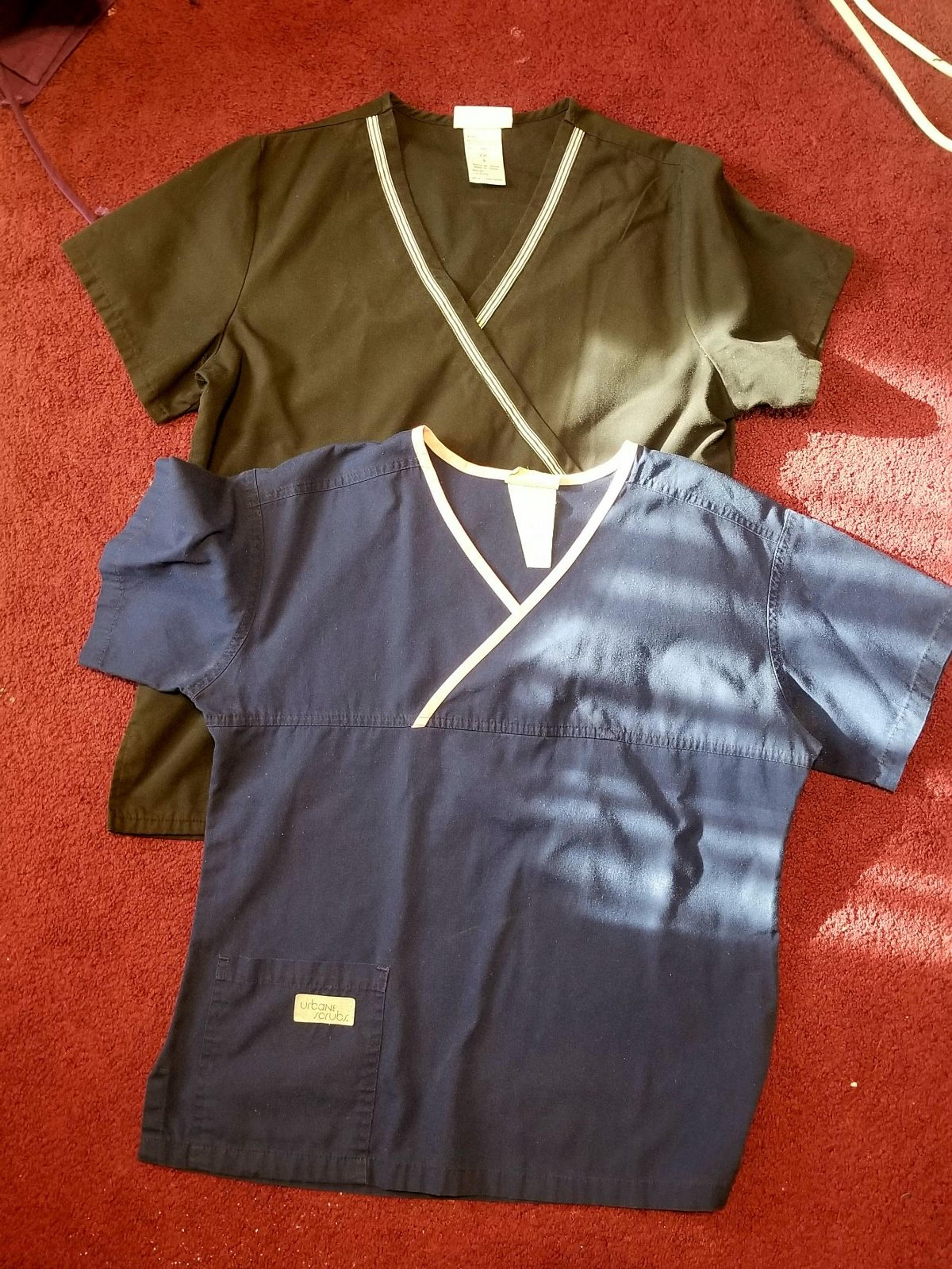 Small scrub tops
