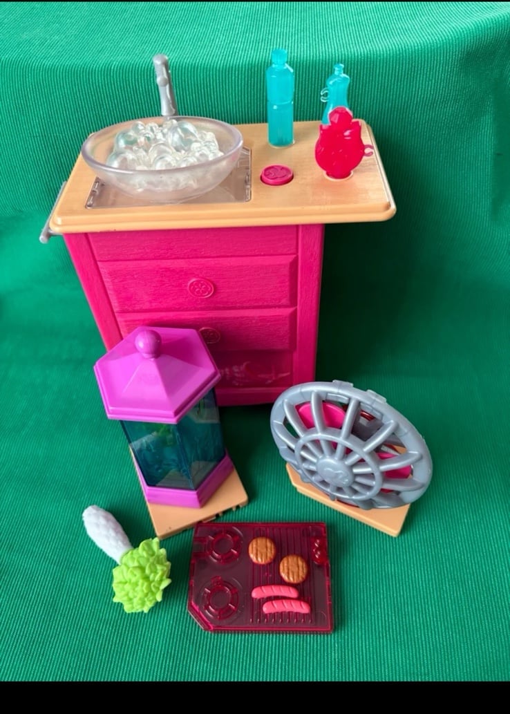 Barbie 2015 dreamhouse Vanity Aquarium Fish Fan grill doll house accessories