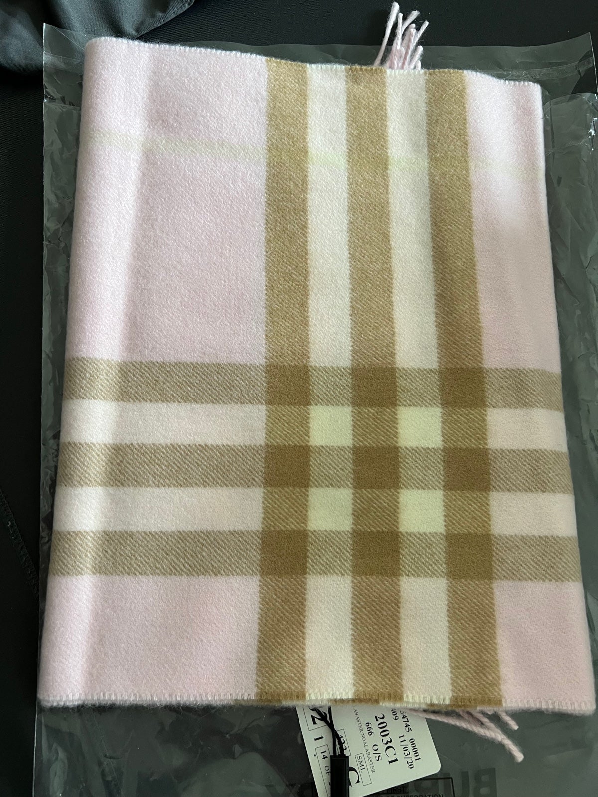 Burberry cashmere scarf