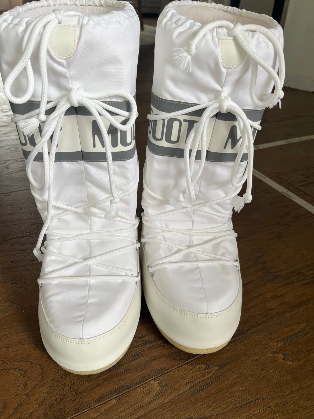 Moon Boots size 39-41