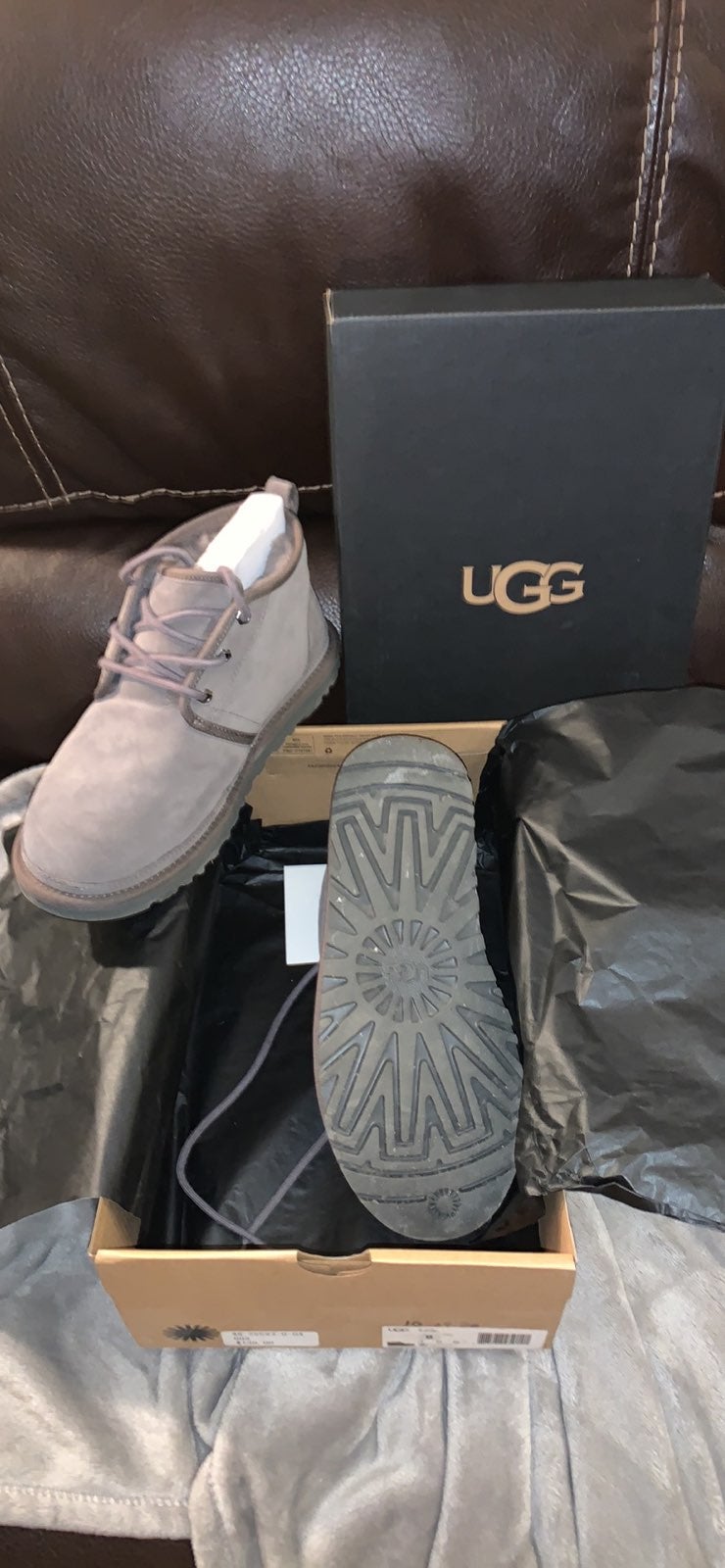 uggs size 8 MENS WORN 1 time .