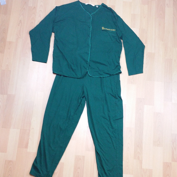 Victoria's Secret Pajama Set Green Night