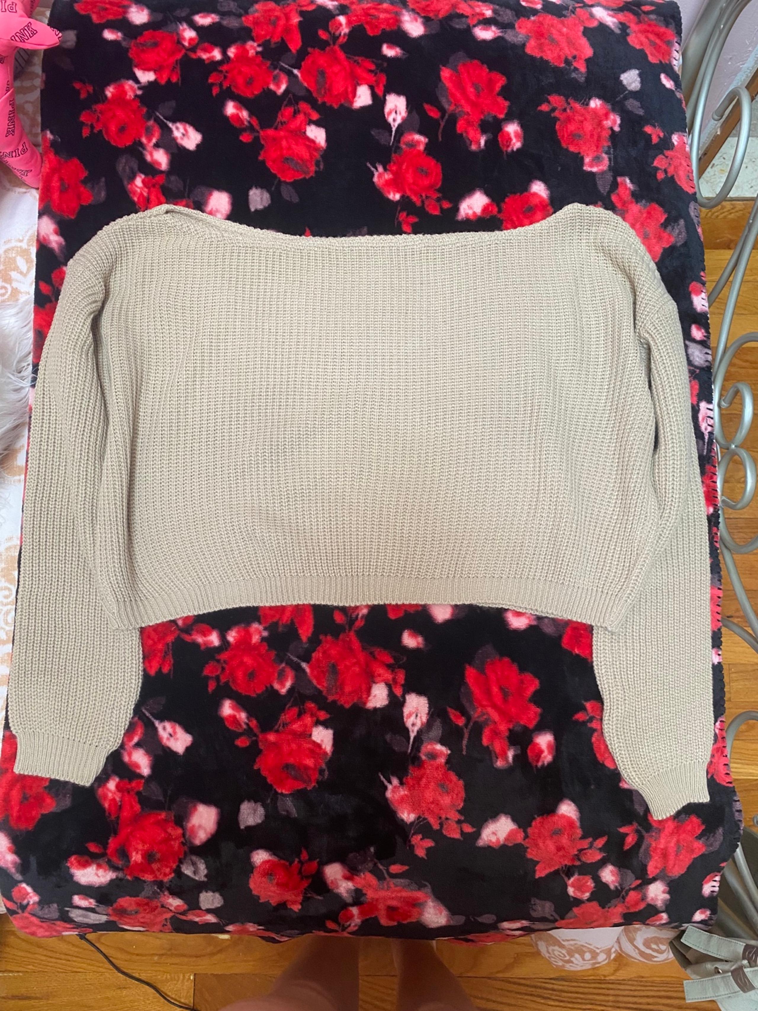 Knit cropped sweater