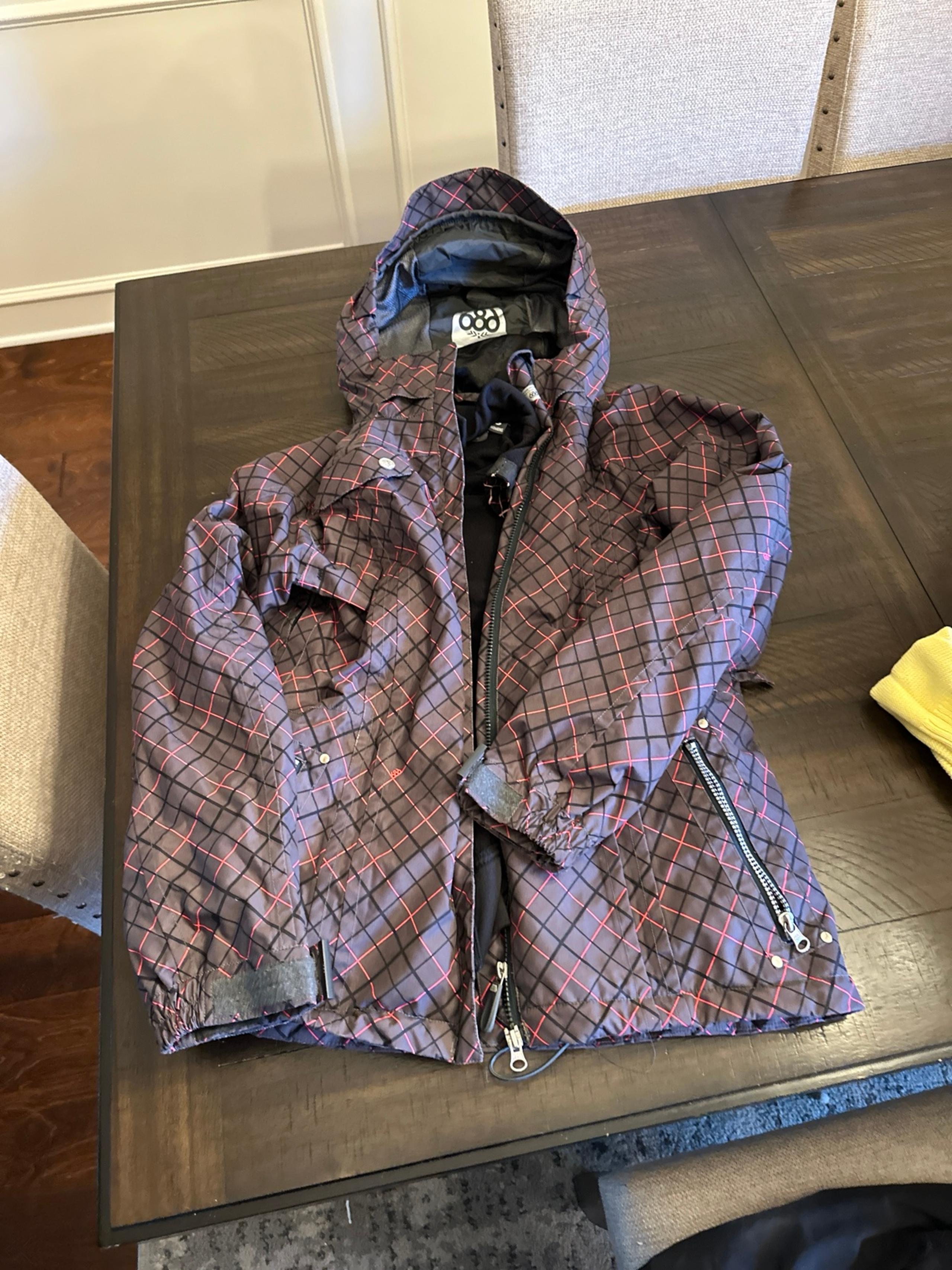 686 snowboarding jacket for women