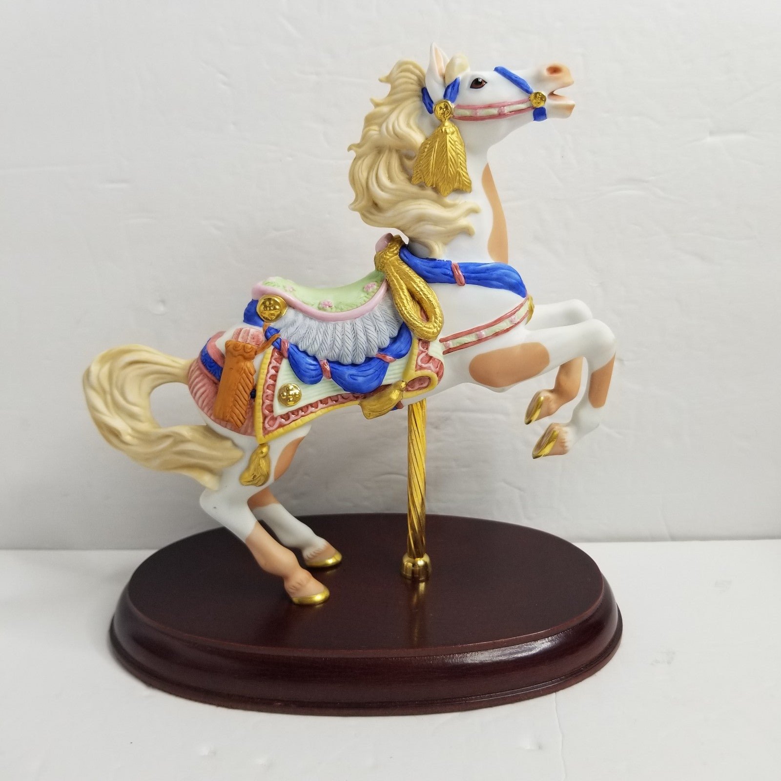 Vintage 1991 Lenox Western Pinto Carousel Horse Figurine, 9 tall, Wooden base
