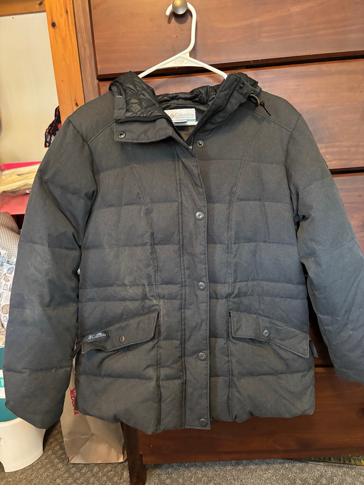 Columbia Woman’s Puffer Jacket L