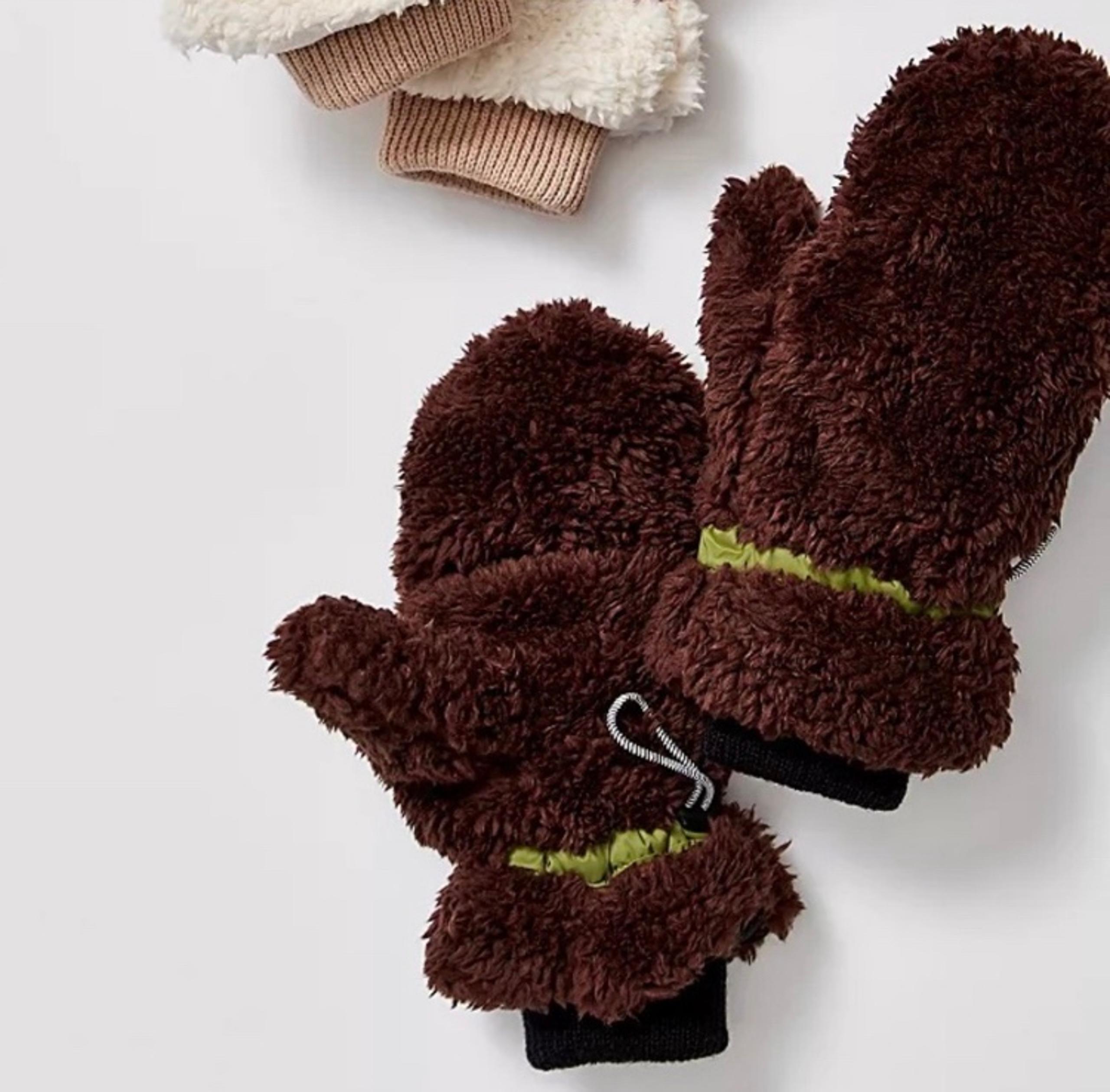 Free People Movement Glacier Pop Top Mittens NWOT