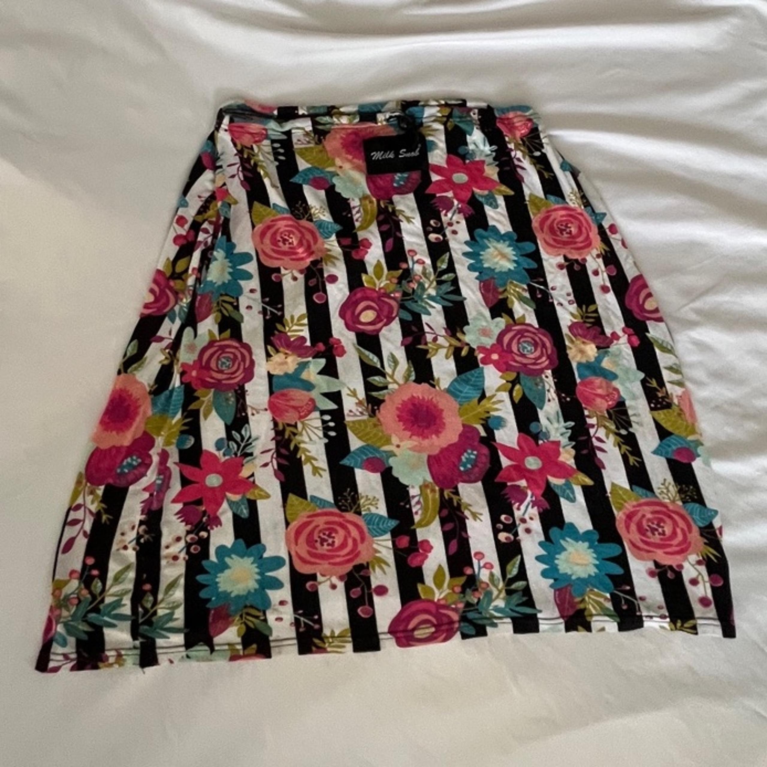 Milk snob verstile carseat and nursing cover