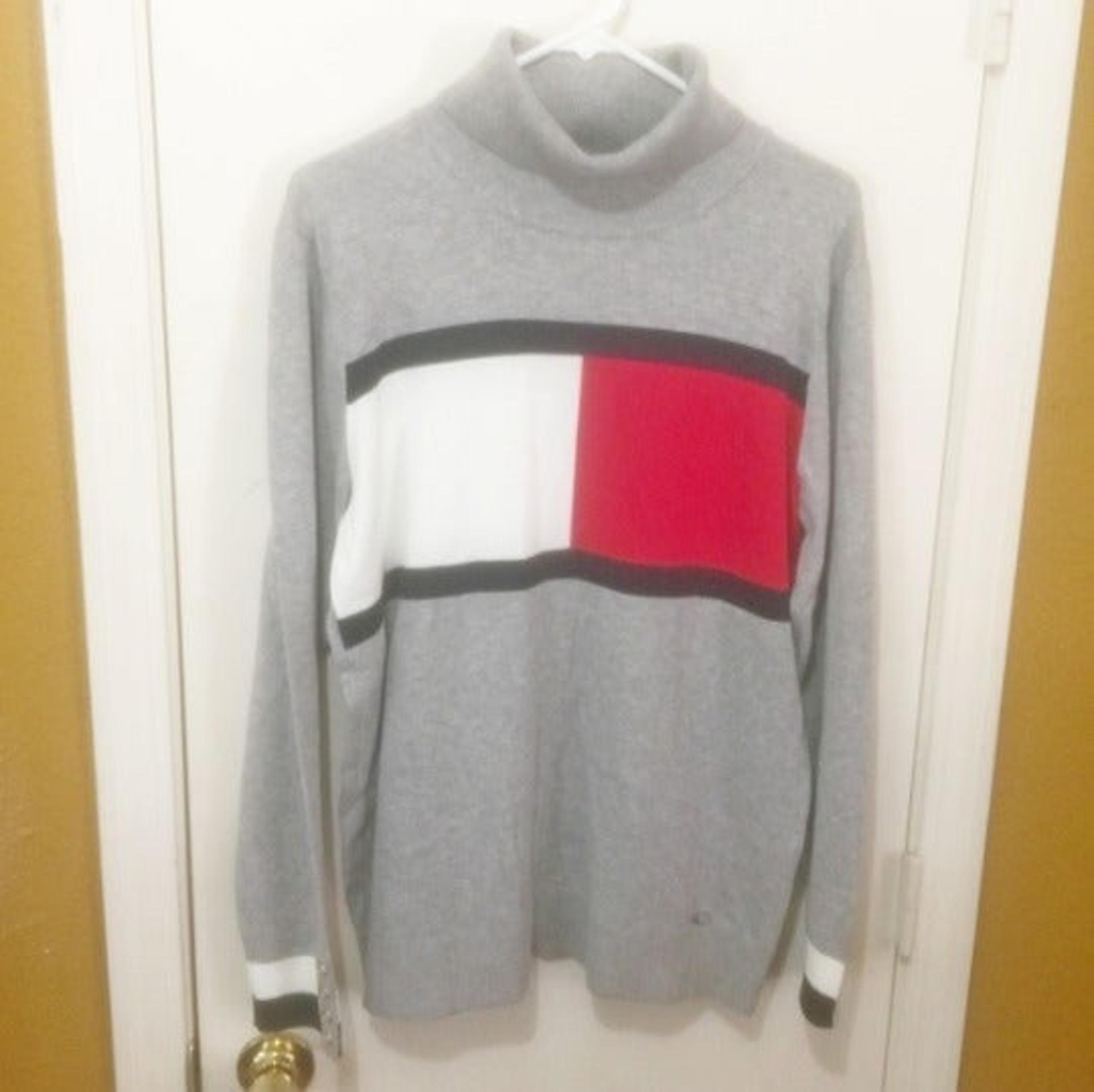 Tommy Hilfiger women's mock turtle neck pullover nylon cotton blend sweatshirt