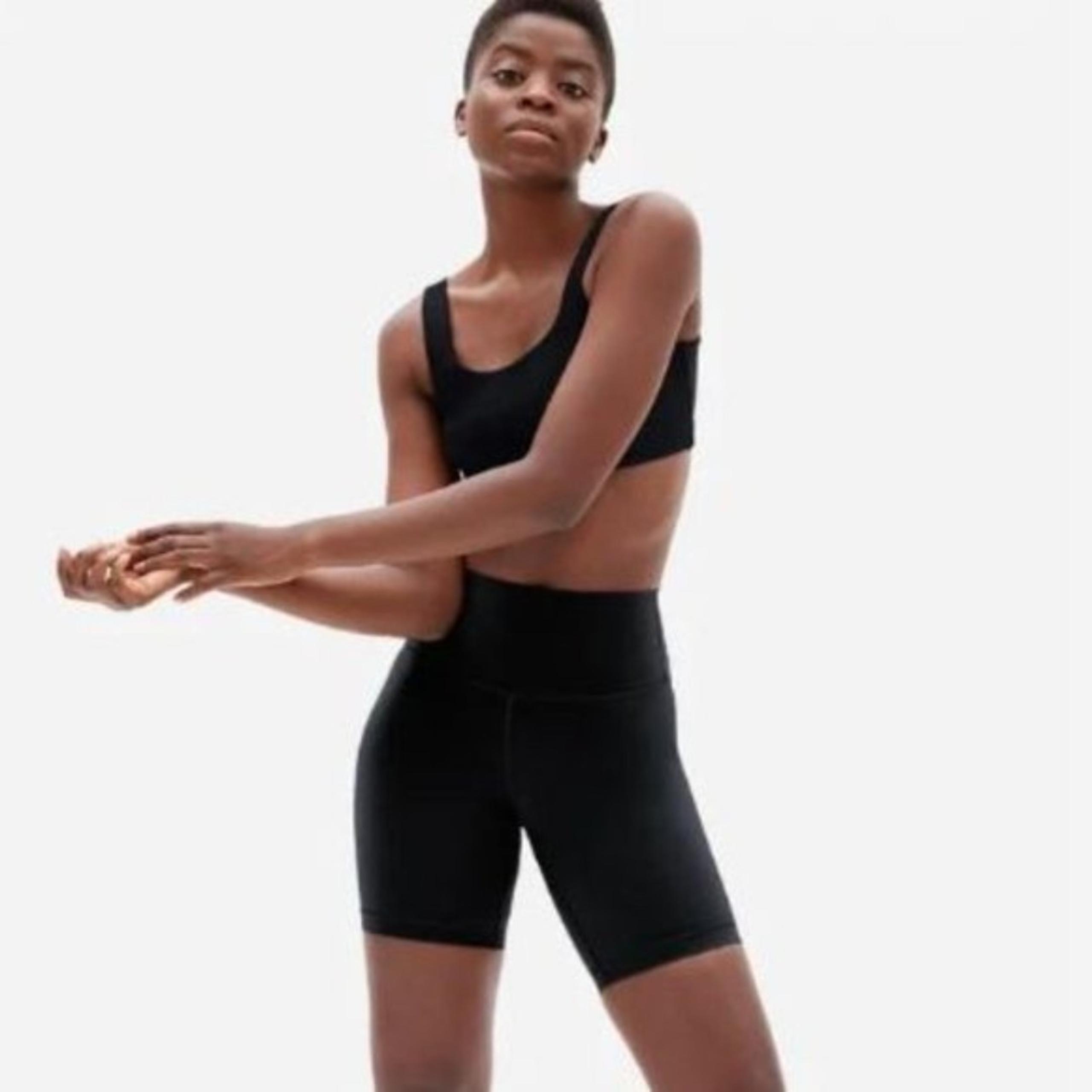 NEW Everlane Black The Perform Bike Short Size Small