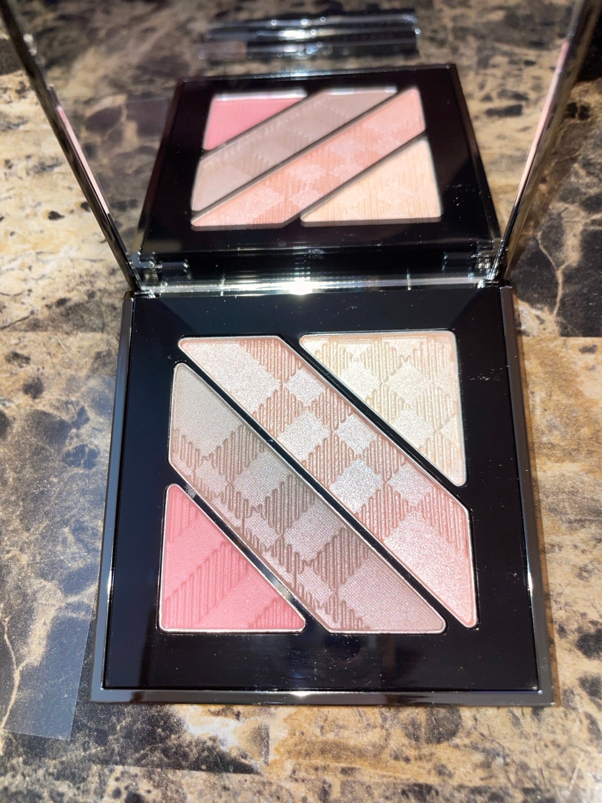 Burberry Rose Pink No. 10 Complete Eyeshadow Palette