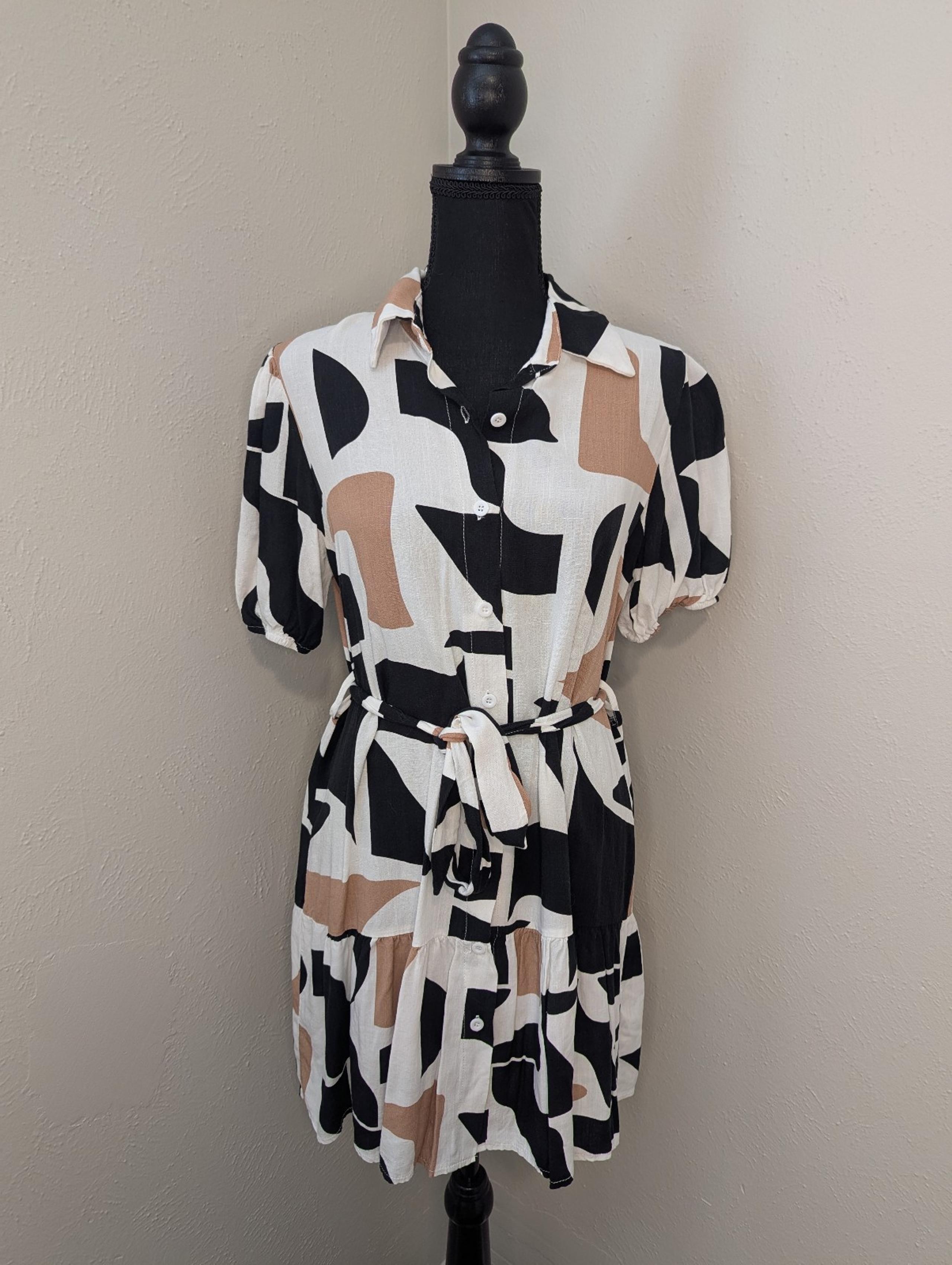 Patterned Knee-Length Casual Dress
